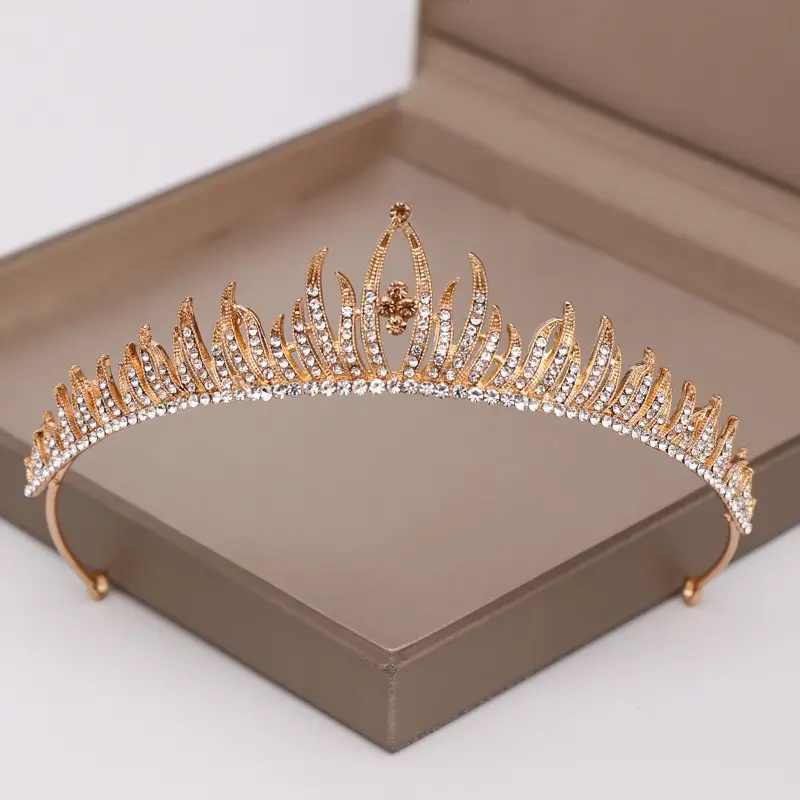 Princess Crown Baroque Headband for Girls 2025 — feature 9