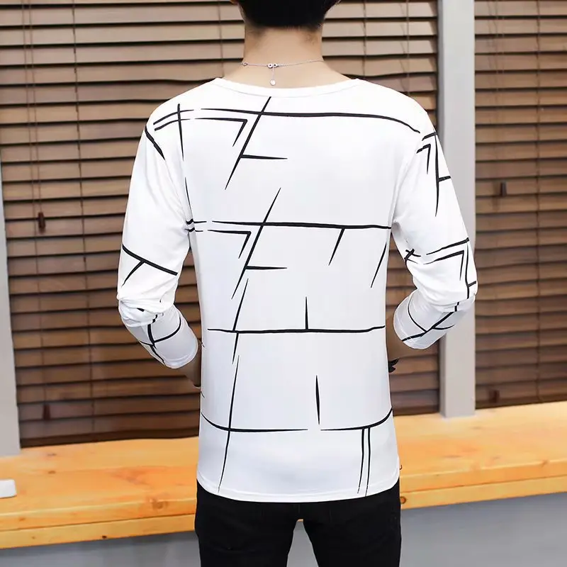 Men Pink Geometric Long Sleeve T-Shirt Round Neck