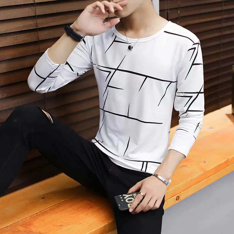 Men Pink Geometric Long Sleeve T-Shirt Round Neck