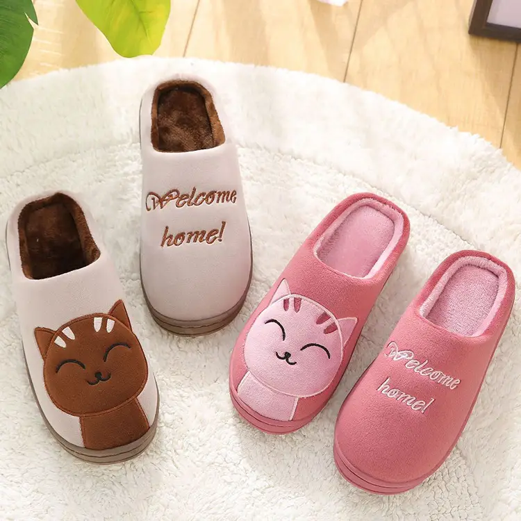 Factory Direct Delivery Winter Cartoon Couple Slippers Home Plush Slippers Women's Warm Cotton Slippers Cute Animal Indoor Slippers - Image 4