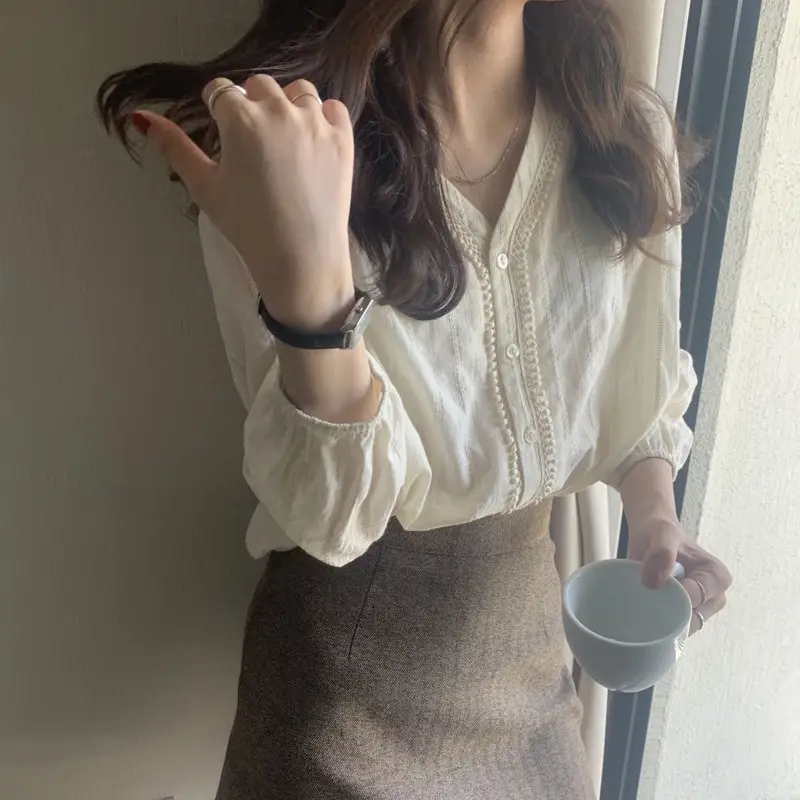 2023 V-neck Lace Shirt Women White Long Sleeve - Image 3