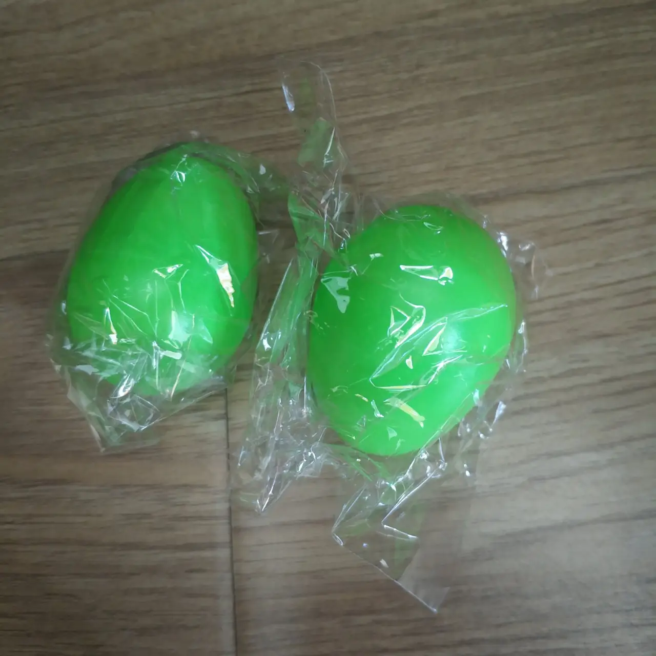 Pink Plastic Egg 5.5x3.8cm for Kids — feature 4
