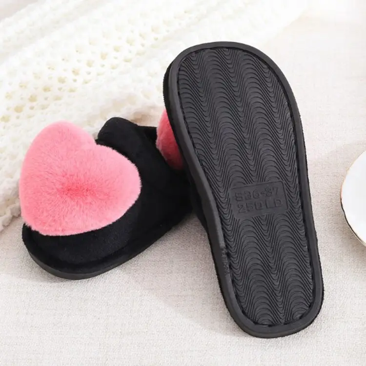 Autumn and Winter New Big Peach Heart Cotton Slippers Women's Warm Non-Slip Thick-Soled Indoor Fashion Cute Fabric Cotton Slippers