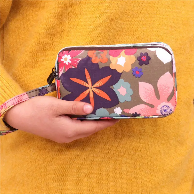 Clutch Bag for Women 2025 New Korean Style Coin Purse Large Capacity Three-Layer Zipper Long Phone Bag Clutch Wallet Pouch