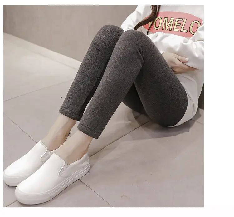 Pregnant Women's Black Fleece Leggings Ankle Length — feature 24