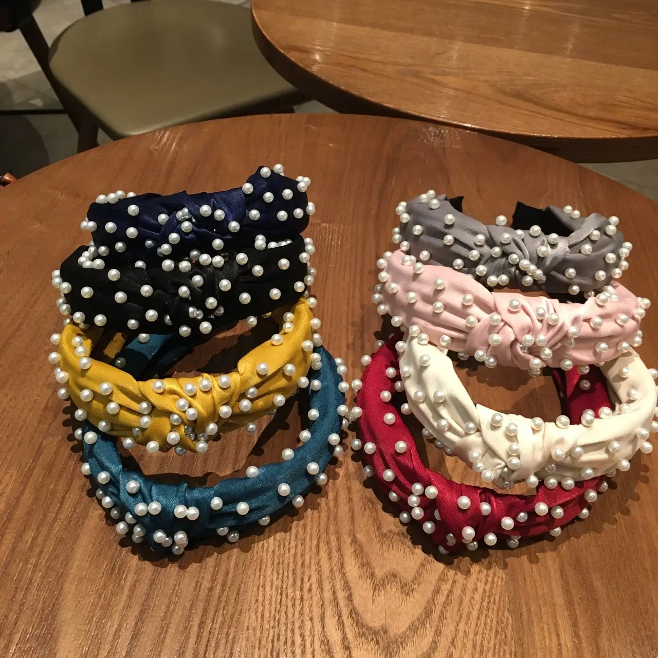 Korean Style Pearl Knotted Headband with White Beads — feature 3