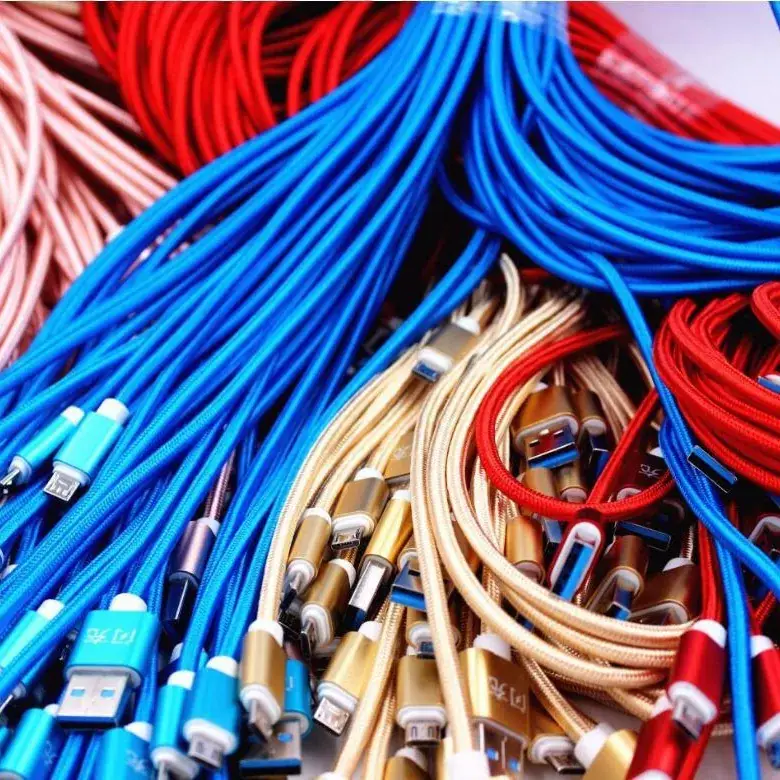 3m Braided Gold Charging Cable for Mobile Phones - Image 2