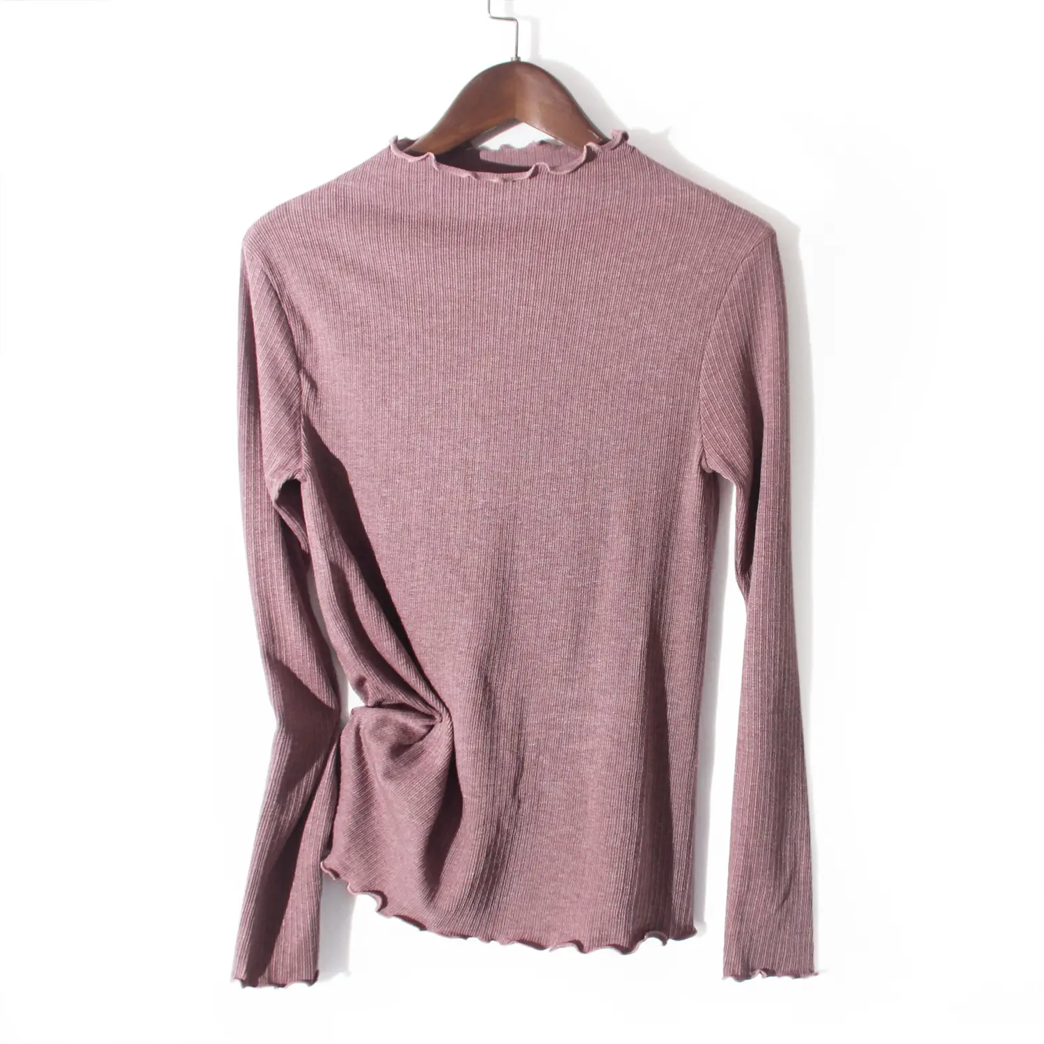 Black Ruffled Turtleneck for Women Winter Warmth — feature 5