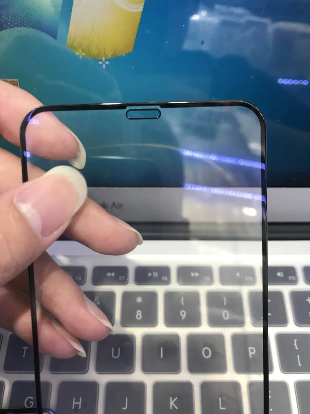High-Aluminum Tempered Film for iPhone 17Pro — feature 4