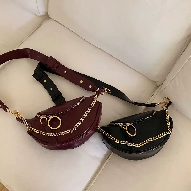 Black Chain Shoulder Bag for Women 2026 — feature 10