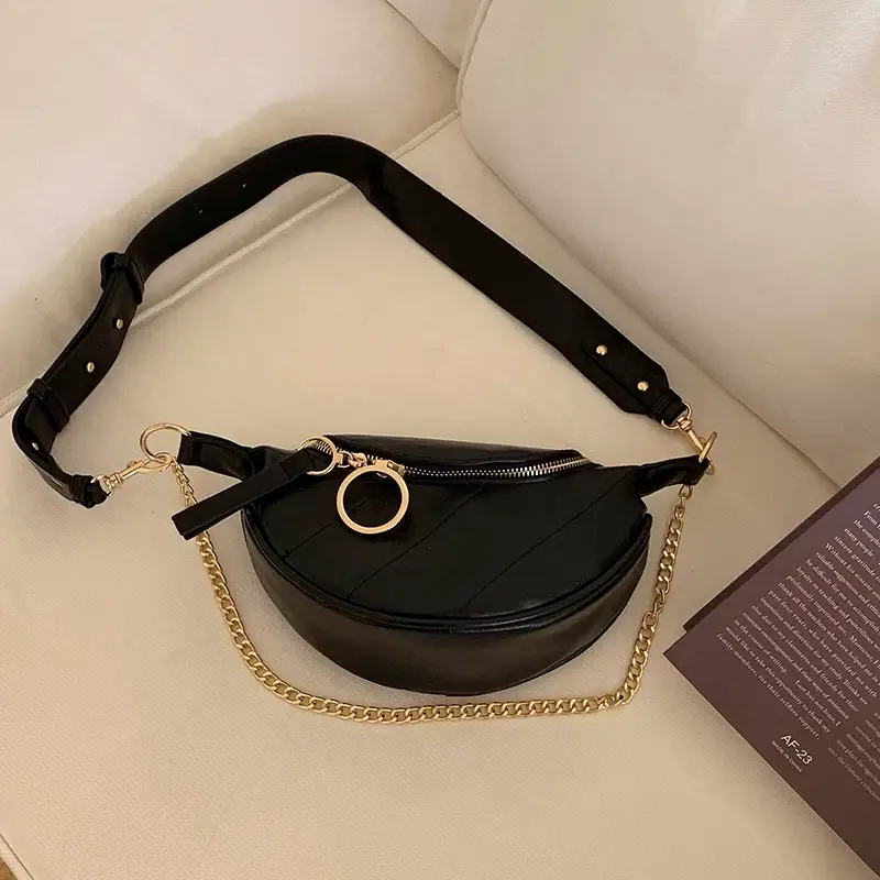 Black Chain Shoulder Bag for Women 2026 — feature 11