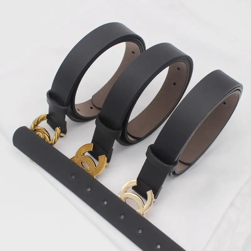 Women's Black Leather Belt with Gold Chain Closure - Image 10