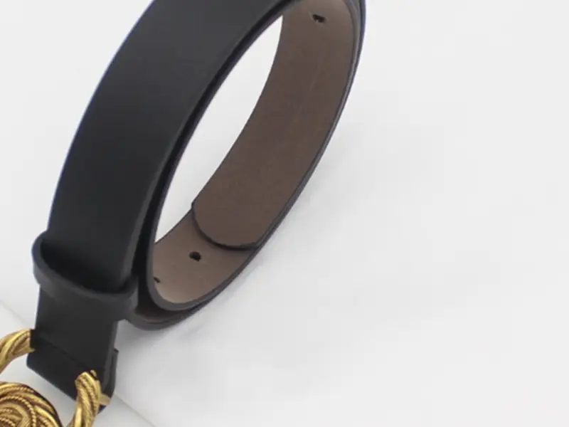 Women's Black Leather Belt with Gold Chain Closure — feature 5