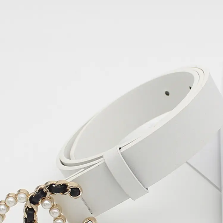 Women's Black Leather Belt with Gold Chain Closure - Image 8