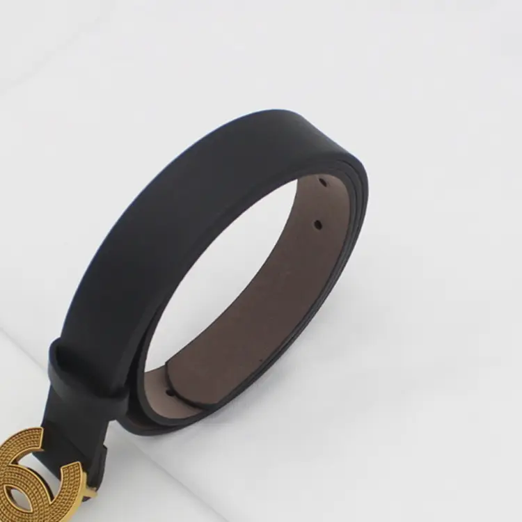 Women's Black Leather Belt with Gold Chain Closure - Image 3