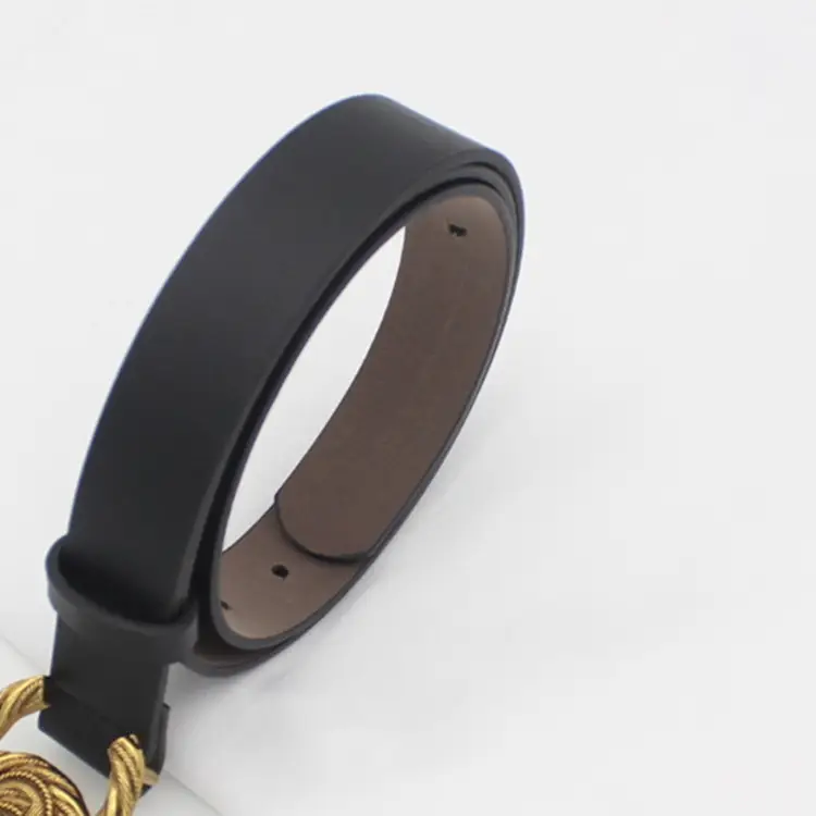 Women's Black Leather Belt with Gold Chain Closure - Image 4
