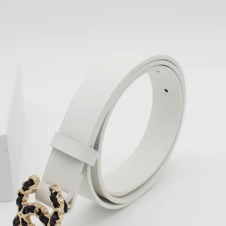 Women's Black Leather Belt with Gold Chain Closure - Image 6
