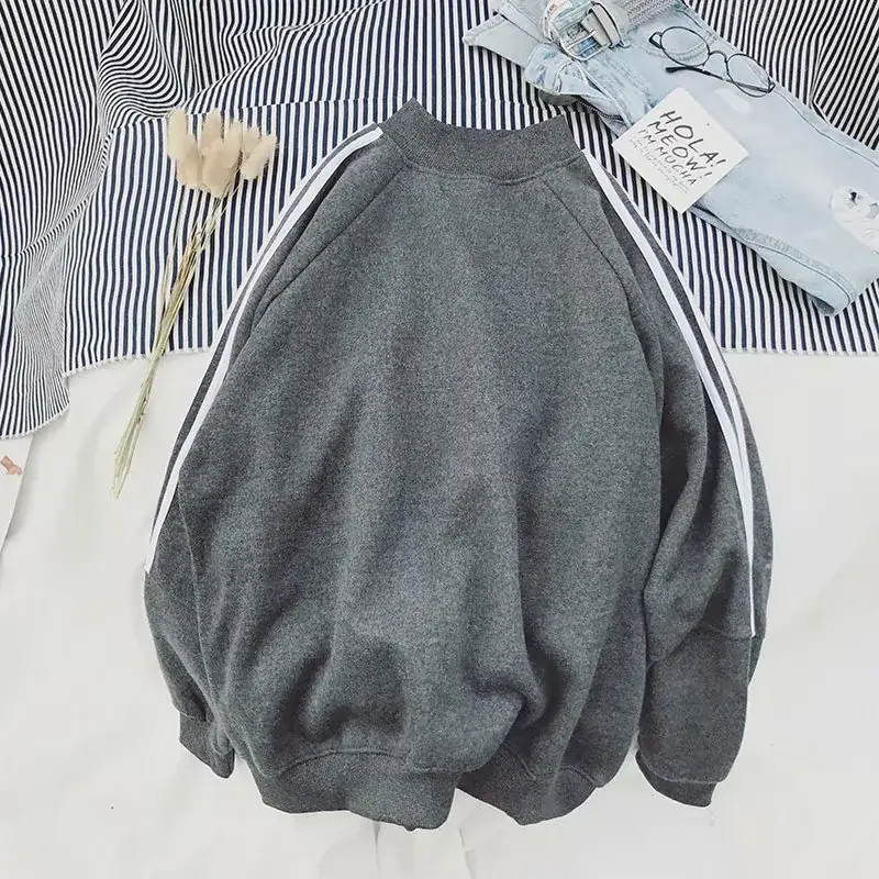 Men's White Loose Korean Style Long Sleeve Sweatshirt - Image 9