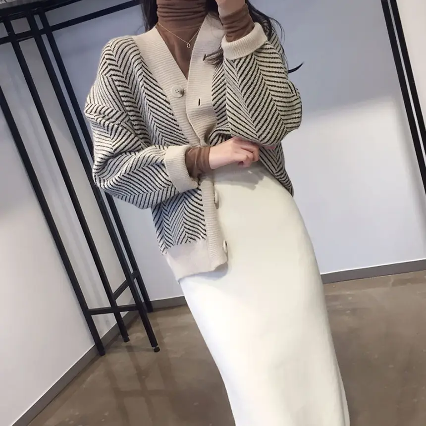 Women V-Neck Cardigan Sweater Coat Diamond Textured Loose Irregular - Image 4
