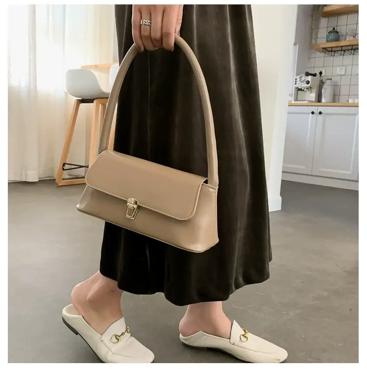 Fairy Gentle Style Small Brown Leather Handbag — feature 11