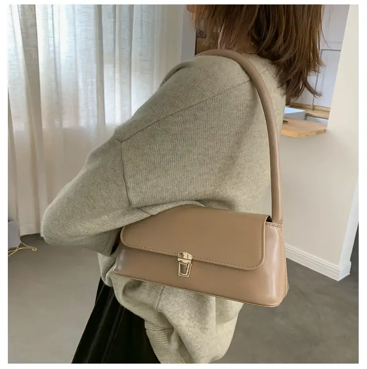 Fairy Gentle Style Small Brown Leather Handbag — feature 12