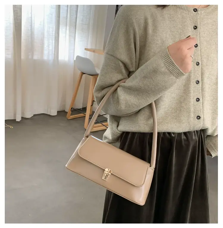 Fairy Gentle Style Small Brown Leather Handbag — feature 13