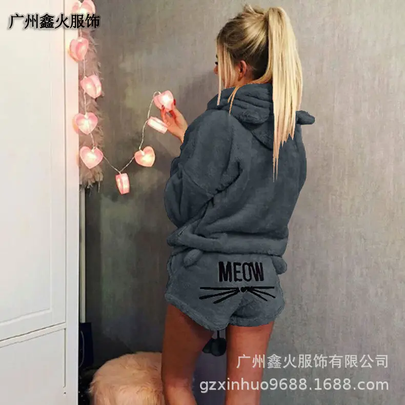 2018 Winter Cat Embroidered Plush Pajamas Set - Image 5