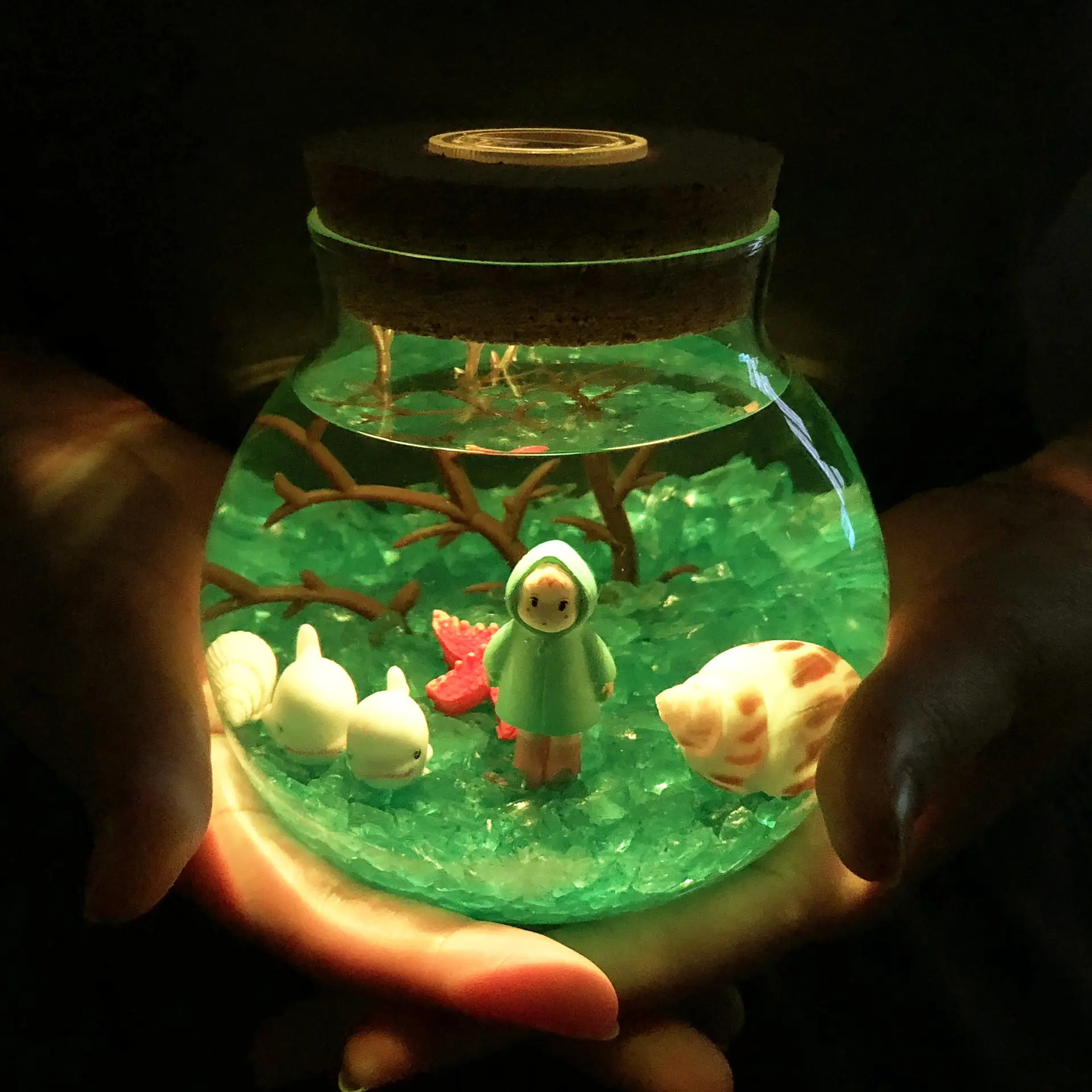 Glass Decorative Bottle with Wooden Cap & Remote Control - Image 4