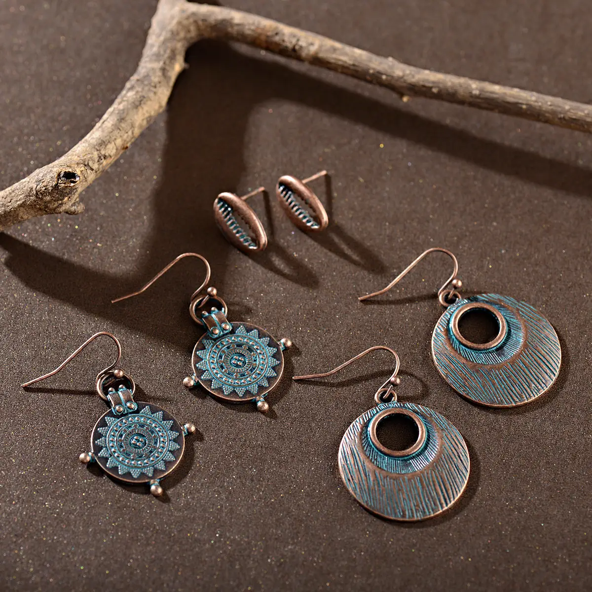 3-piece Retro Metallic Earrings Set for Women - Image 7
