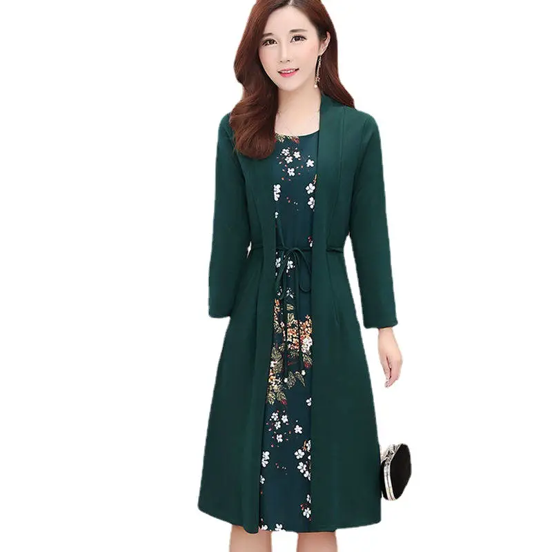 Long-sleeved maroon floral dress for women large
