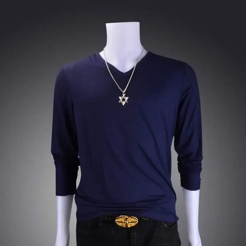 Men Navy Long Sleeve Solid Color T-Shirt - Image 3