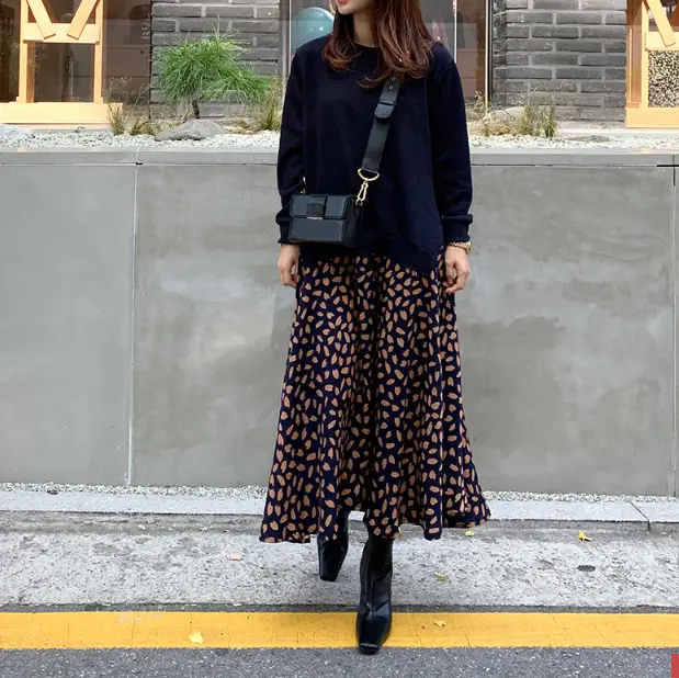 2025 Korean Patchwork Long Sleeve Dress Black White - Image 2