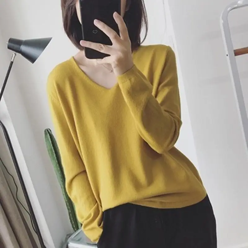 2025 Women Loose V-Neck Pullover Long Sleeve Knitwear - Image 14