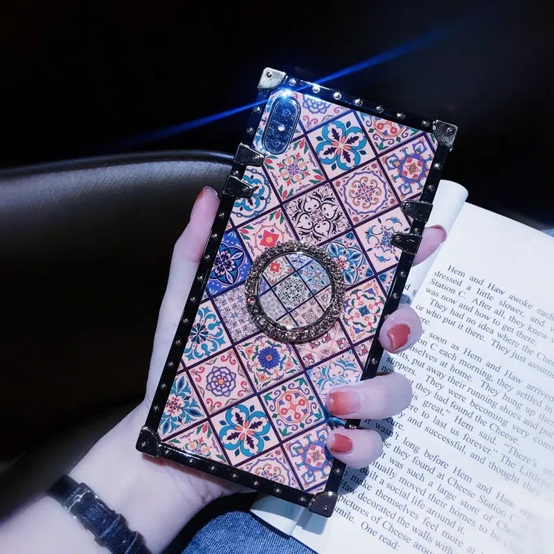 Chinese Rhombic iPhone 15 Drop Resistant Case — feature 4
