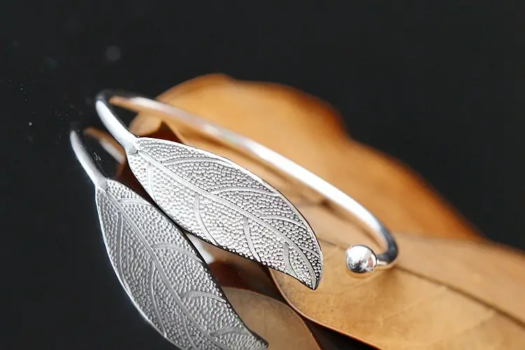 Silver Leaf Artistic Women's Bracelet Wholesale Gift — feature 8