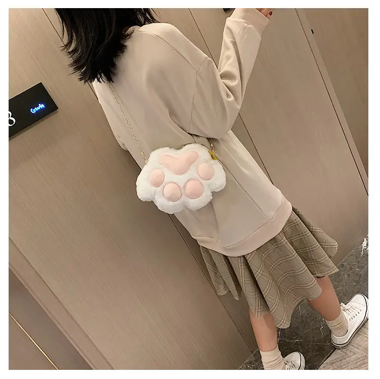 Korean Style Cartoon Paw Plush Crossbody Bag for Girls — feature 13