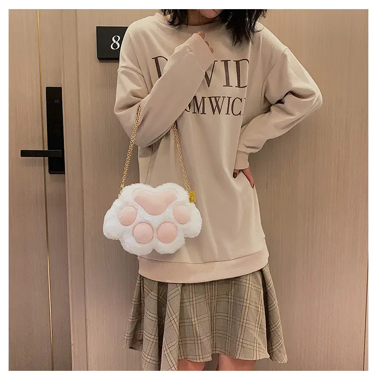 Korean Style Cartoon Paw Plush Crossbody Bag for Girls — feature 15