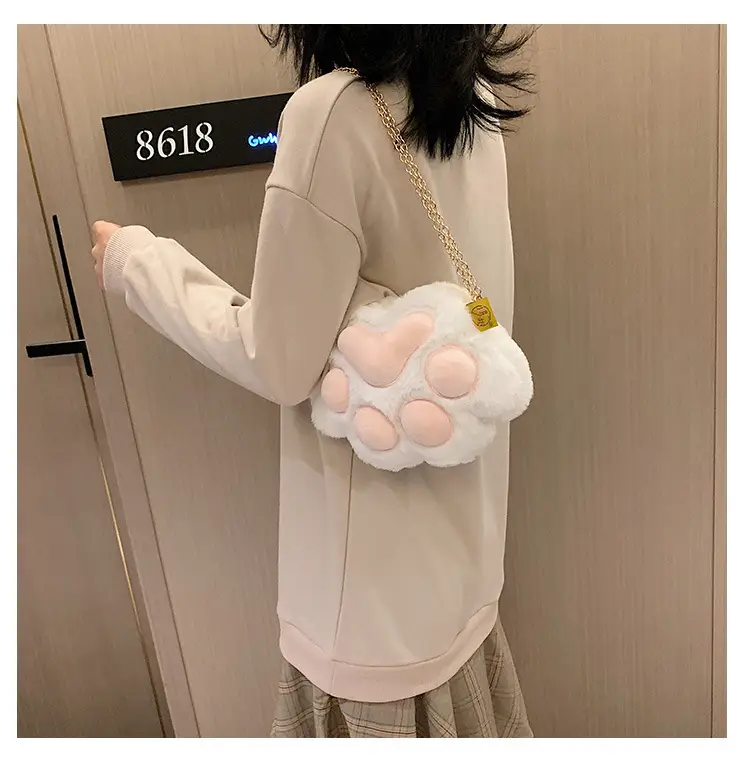 Korean Style Cartoon Paw Plush Crossbody Bag for Girls — feature 16