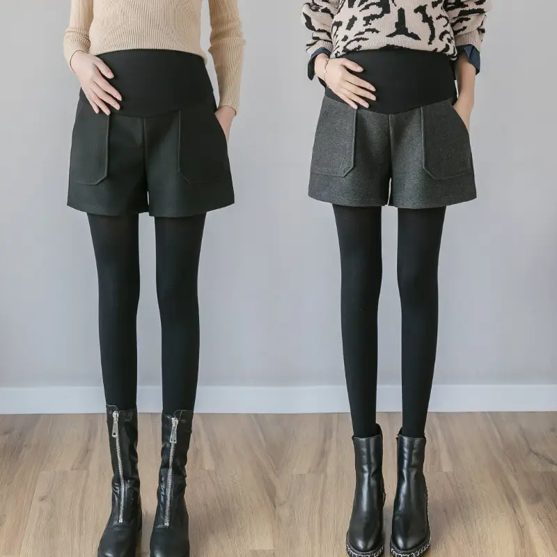 2023 Wool Wide Leg Shorts for Women Black - Image 5