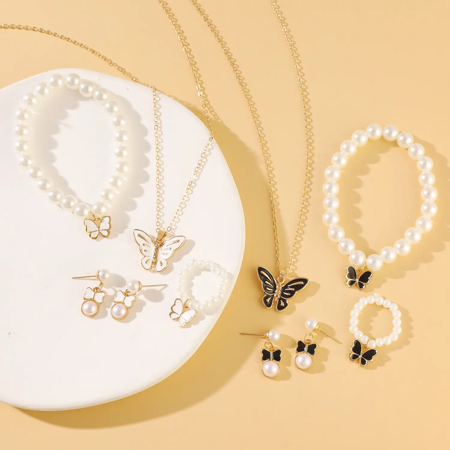 Elegant Diamond Zircon Necklace Earrings Set Gold Plated — feature 16