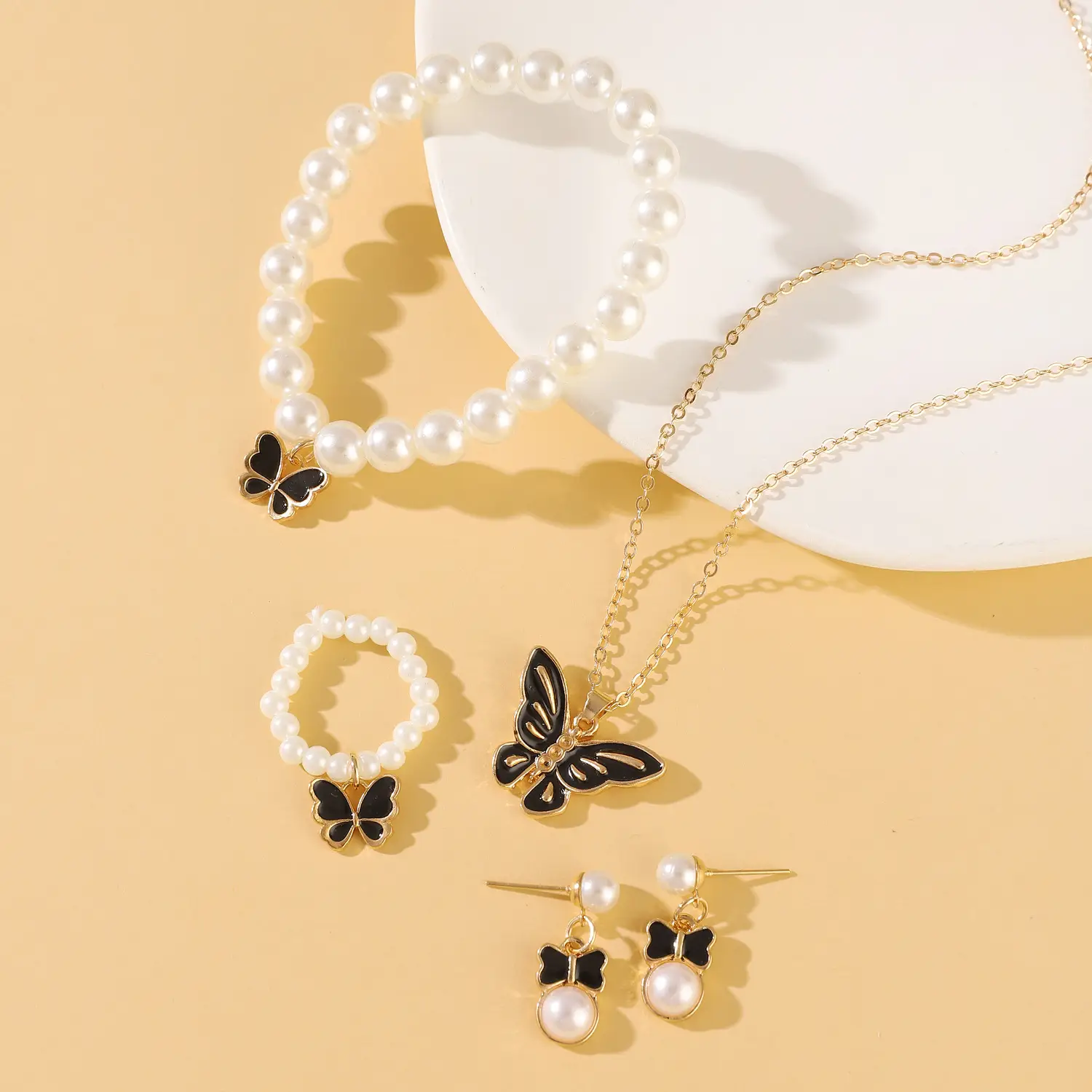 Elegant Diamond Zircon Necklace Earrings Set Gold Plated — feature 19