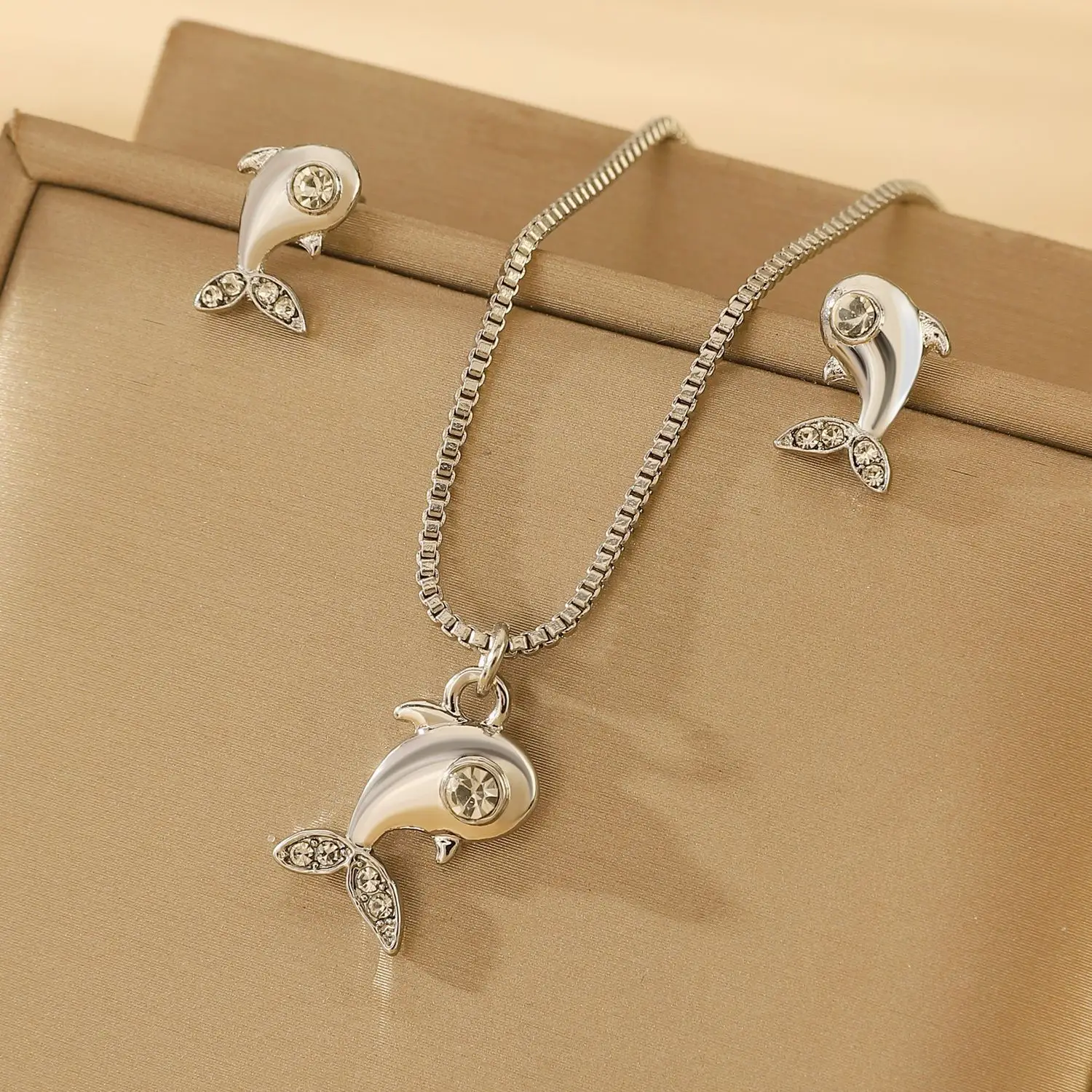 Elegant Diamond Zircon Necklace Earrings Set Gold Plated - Image 46