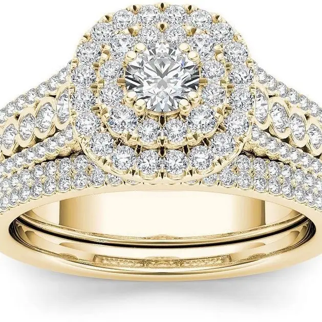 Gold Diamond Ring with Zircon Centerpiece - Image 4