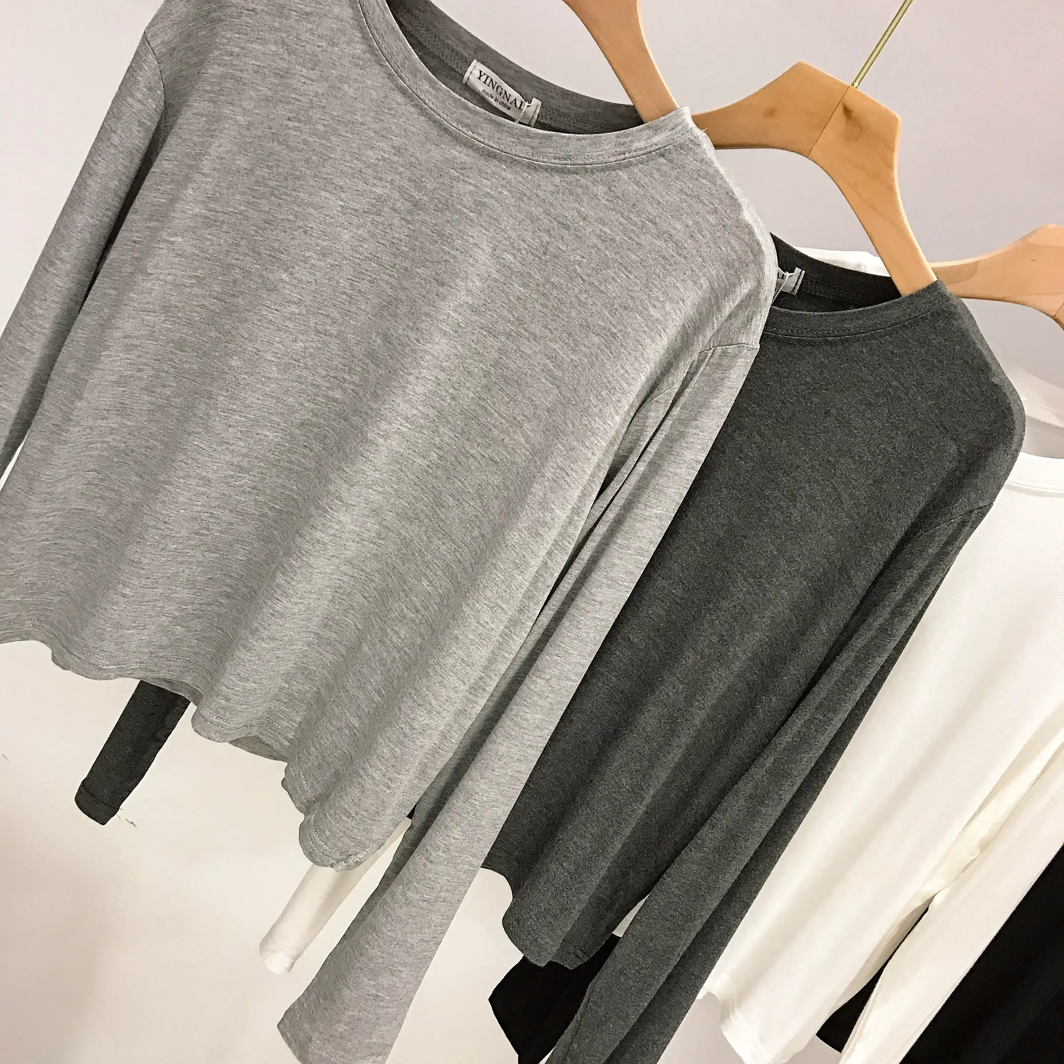 Women Long Sleeve T-Shirt Grey White Black Large Korean Style — feature 4