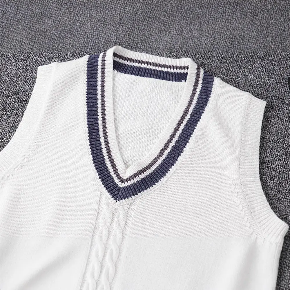 Men V-Neck Sleeveless Vest White Blue Embroidered