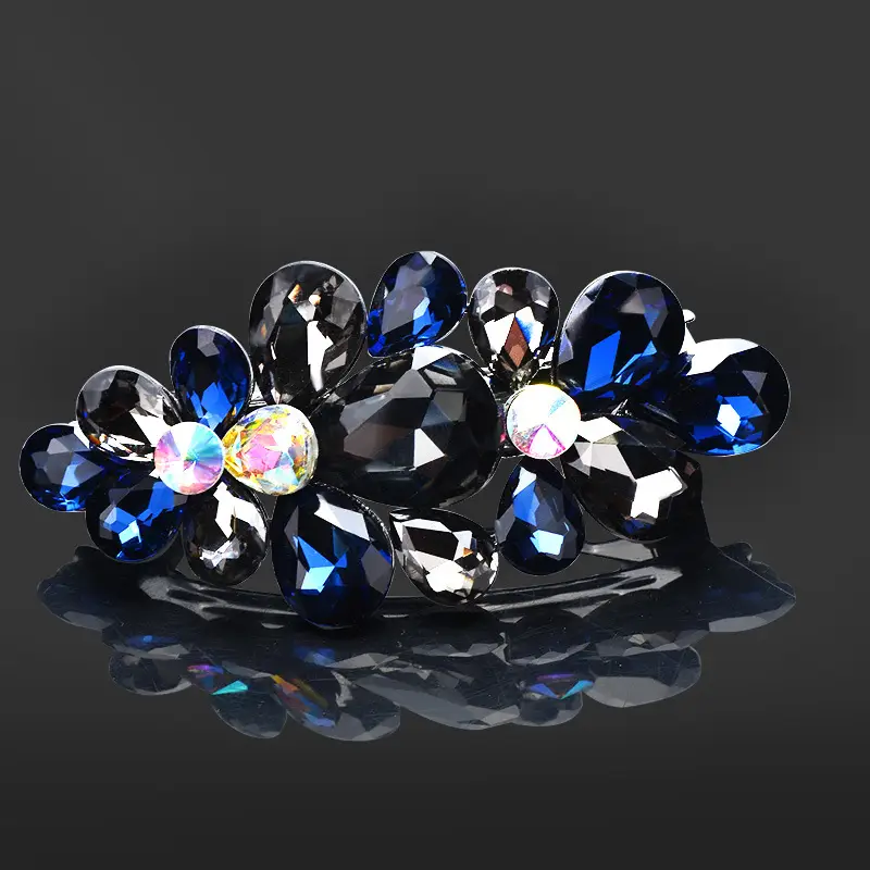 Elegant Rhinestone Hairpin for Women - Image 7