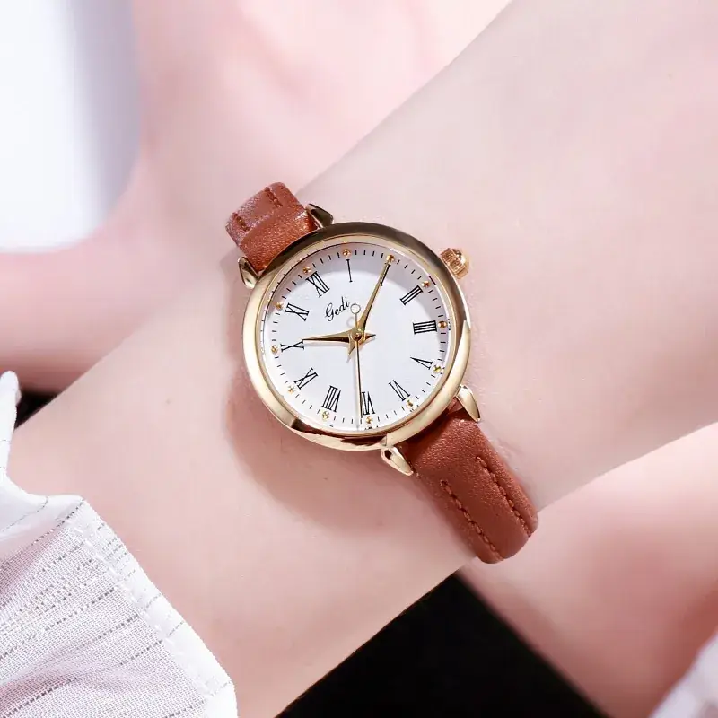 Gold Retro Women's Watch Roman Scale Belt Quartz