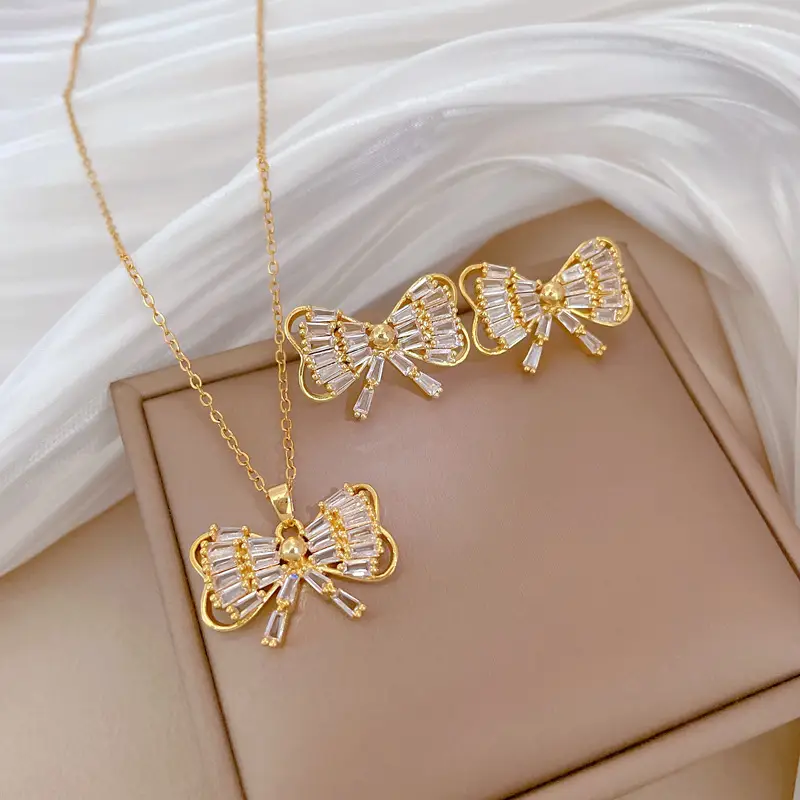Luxury Zircon Heart Earrings & Necklace Set — feature 39