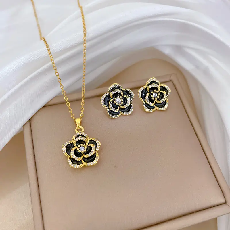 Luxury Zircon Heart Earrings & Necklace Set