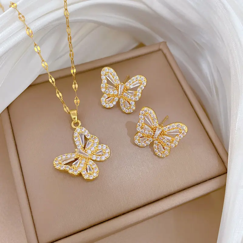 Luxury Zircon Heart Earrings & Necklace Set